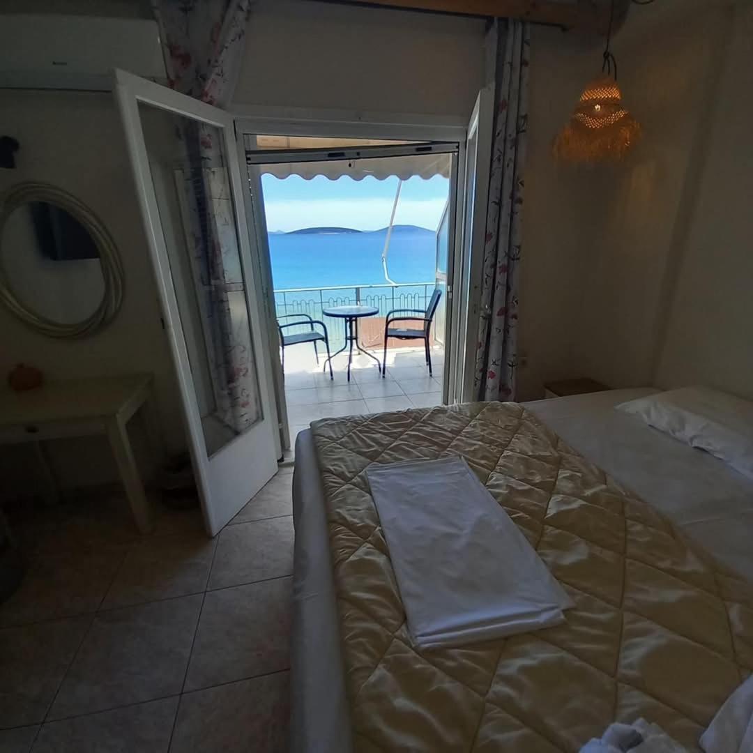 Hotel Assini Beach Tolón Buitenkant foto